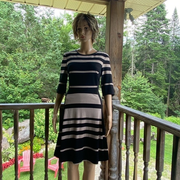 Gabby Skye Black And Beige 3/4 Sleeve Dress Sz 10 - Picture 14 of 16